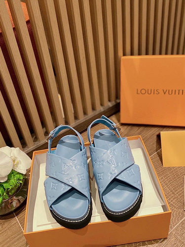 LV2022 Spring and Summer latest explosive color pressurized color series thick bottom slippers 35-42_-a9f2b15f